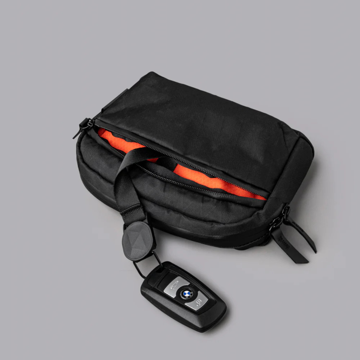 Alpaka Flight Sling 側肩包 1L