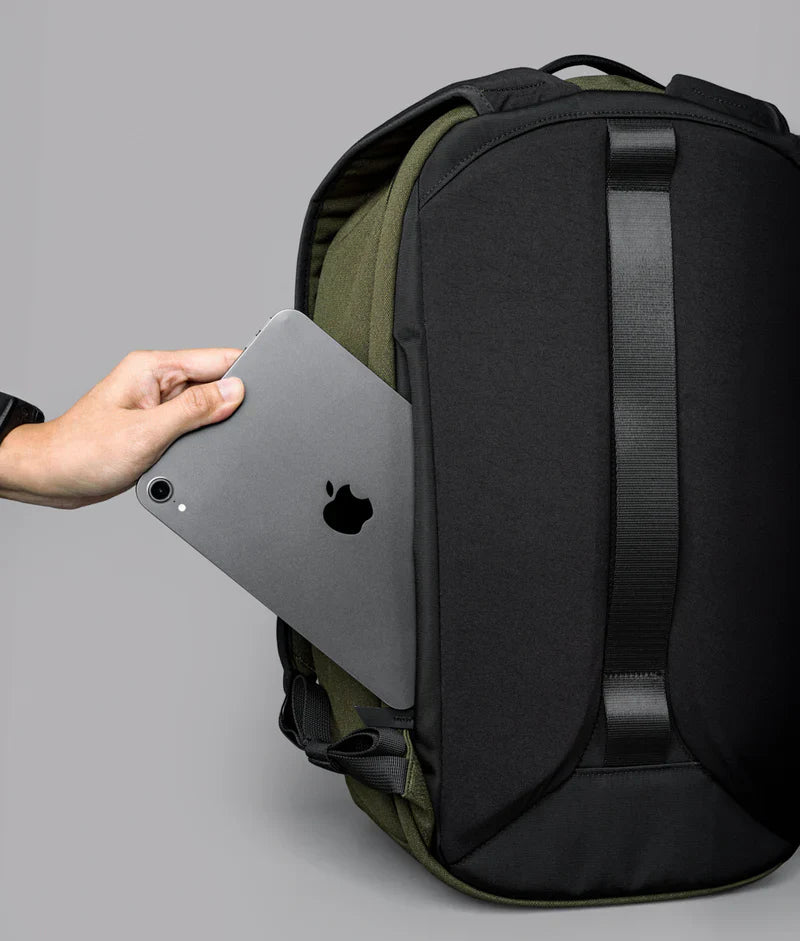 Alpaka Metro Backpack Pro 24L 後背包
