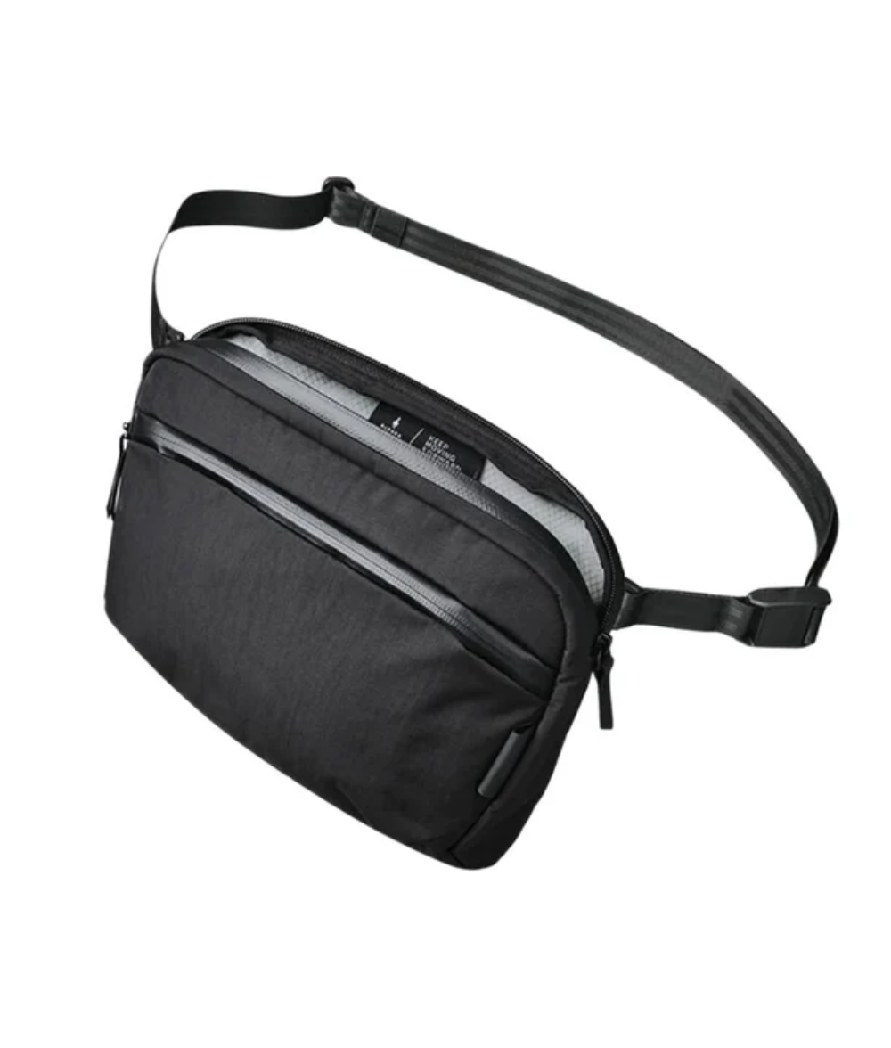 Alpaka Flight Sling 側肩包