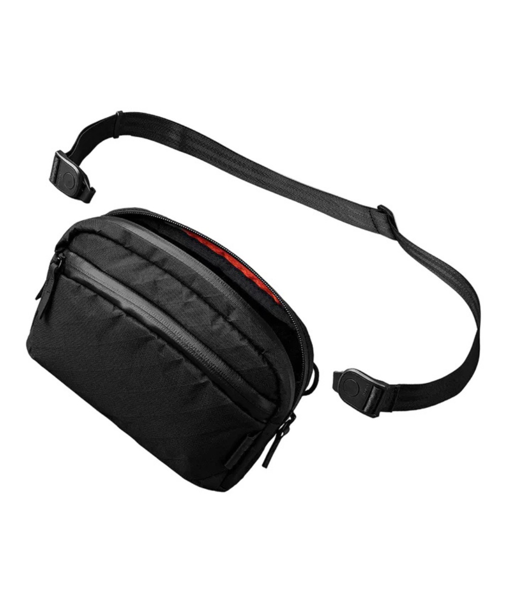 Flight Sling 側肩包 1L