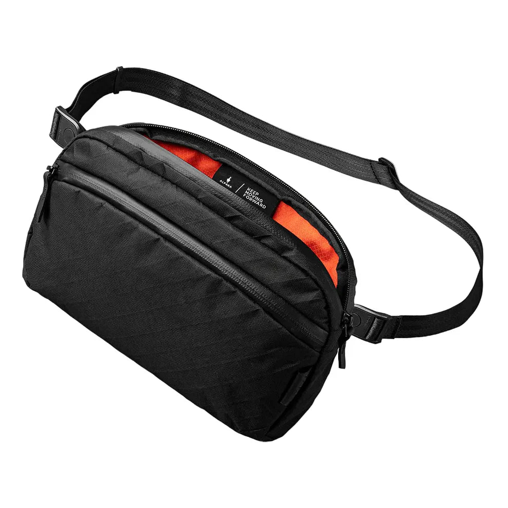 Flight Sling 2L V2 側肩包