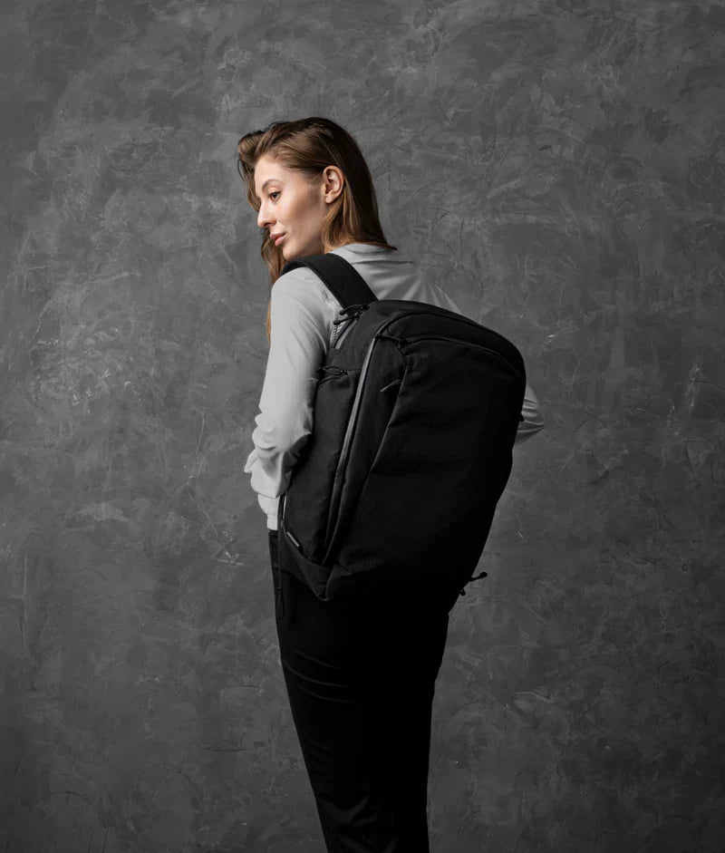 Alpaka Traverse Backpack 旅行背包 30L