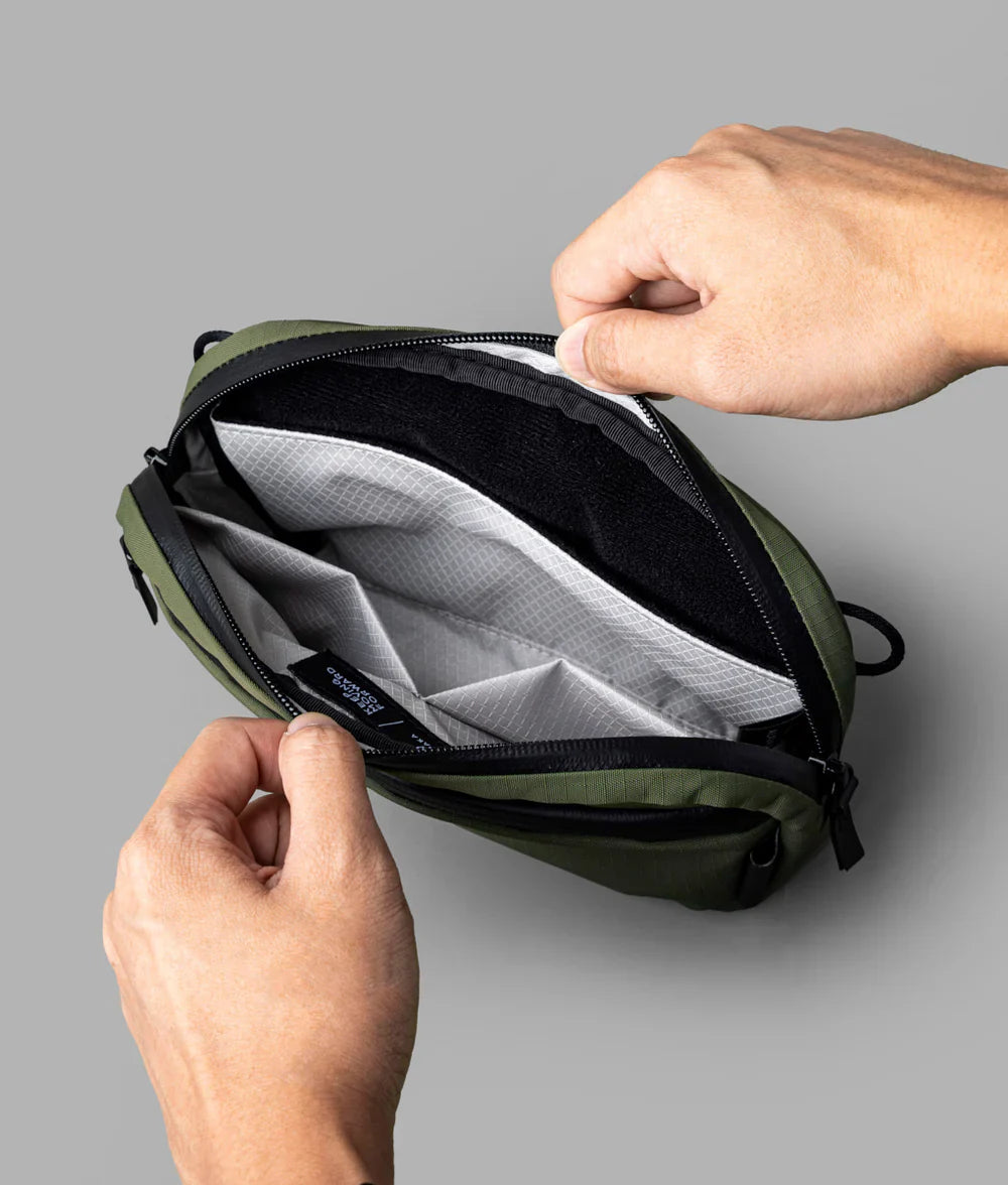 Alpaka Flight Sling 側肩包 1L