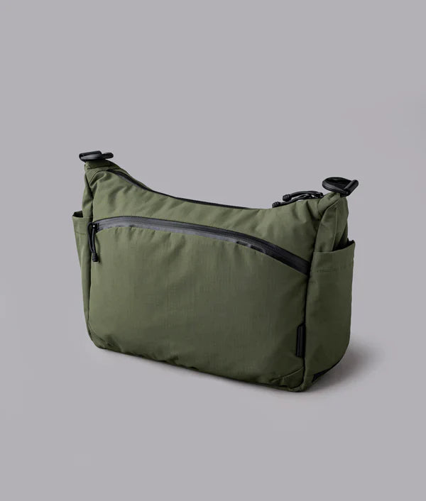 Alpaka Flight Satchel 多功能側肩包