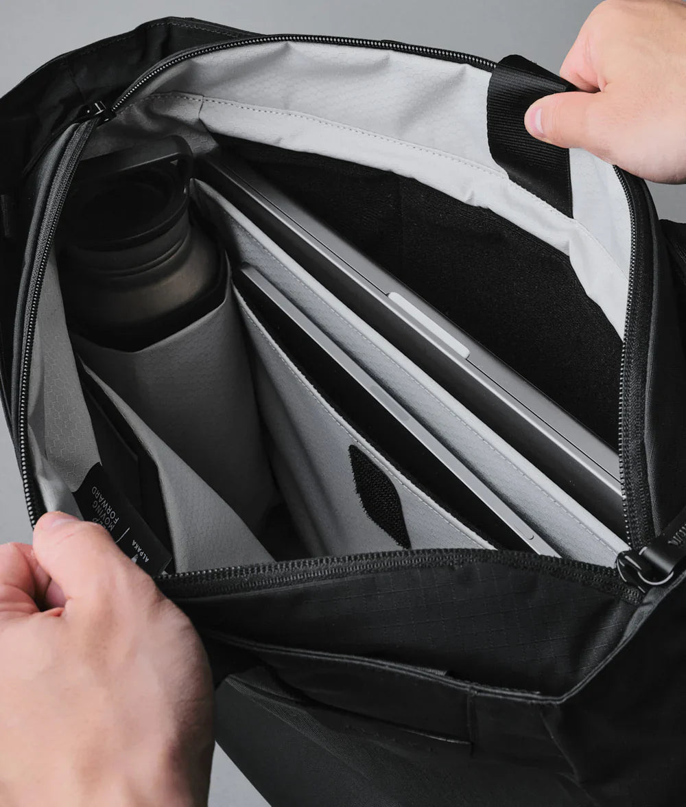Alpaka Metro Tote 托特包