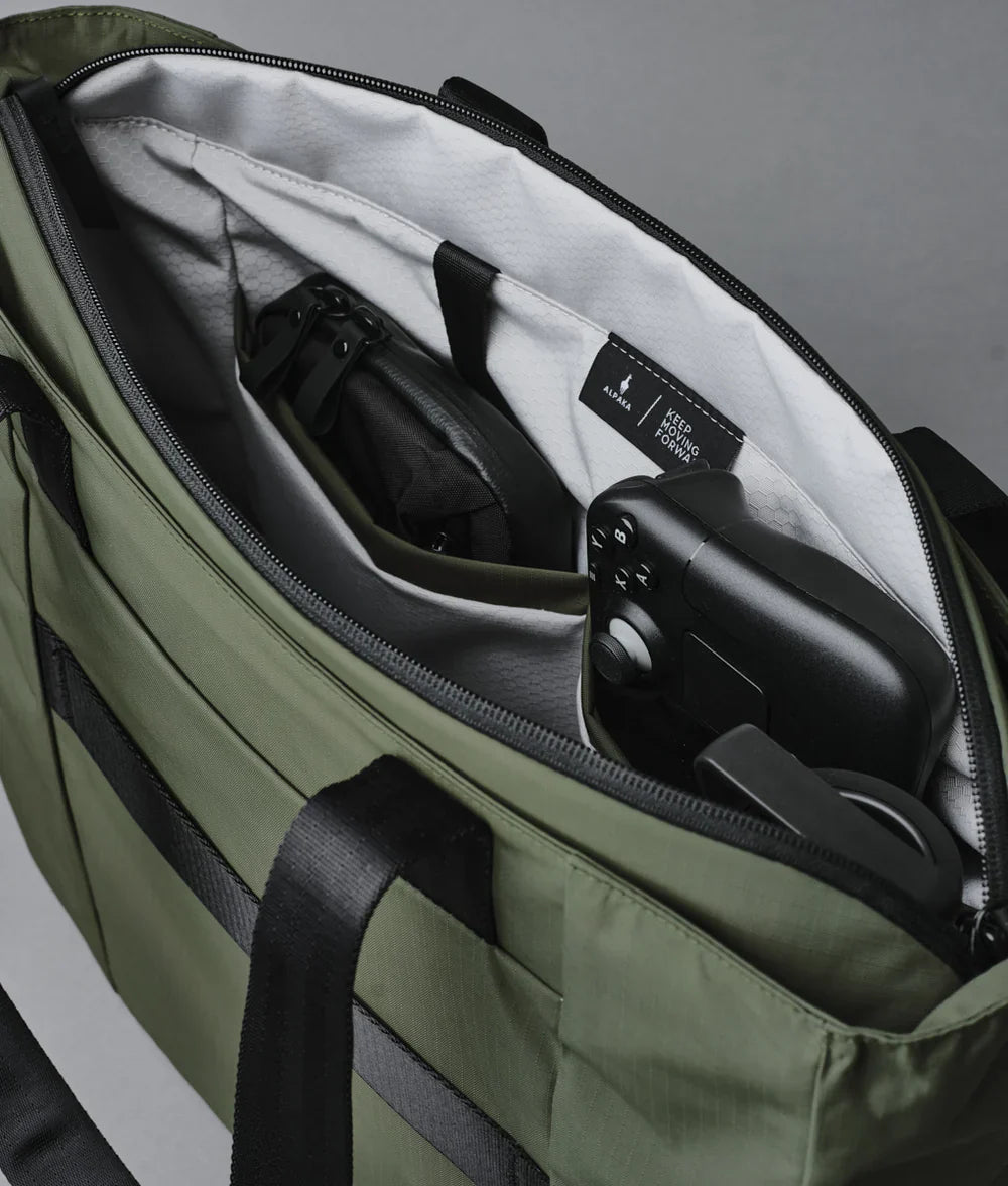 Alpaka Metro Tote 托特包