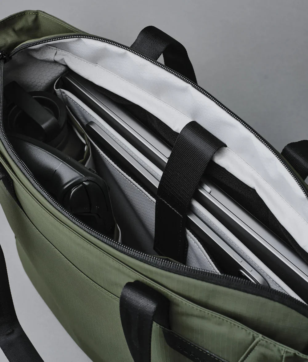 Alpaka Metro Tote 托特包