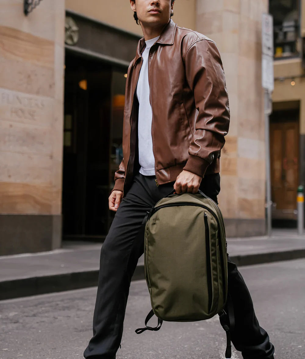 Metro Backpack Pro 24L 後背包