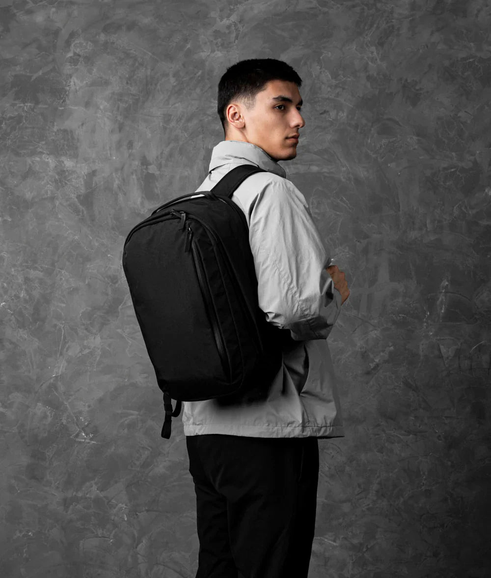 Metro Backpack Pro 24L 後背包