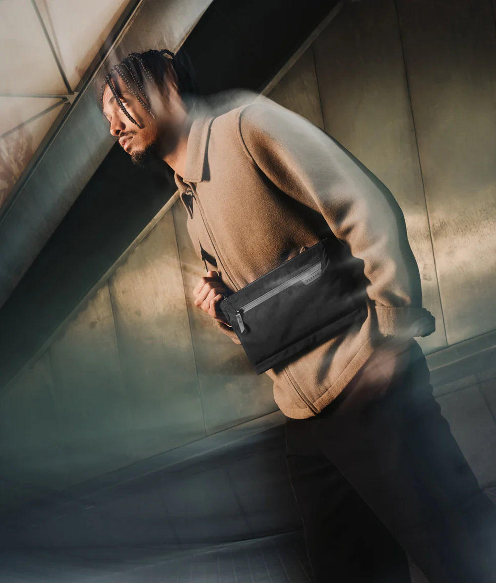 Alpaka Zip Pouch Max V2 側背包