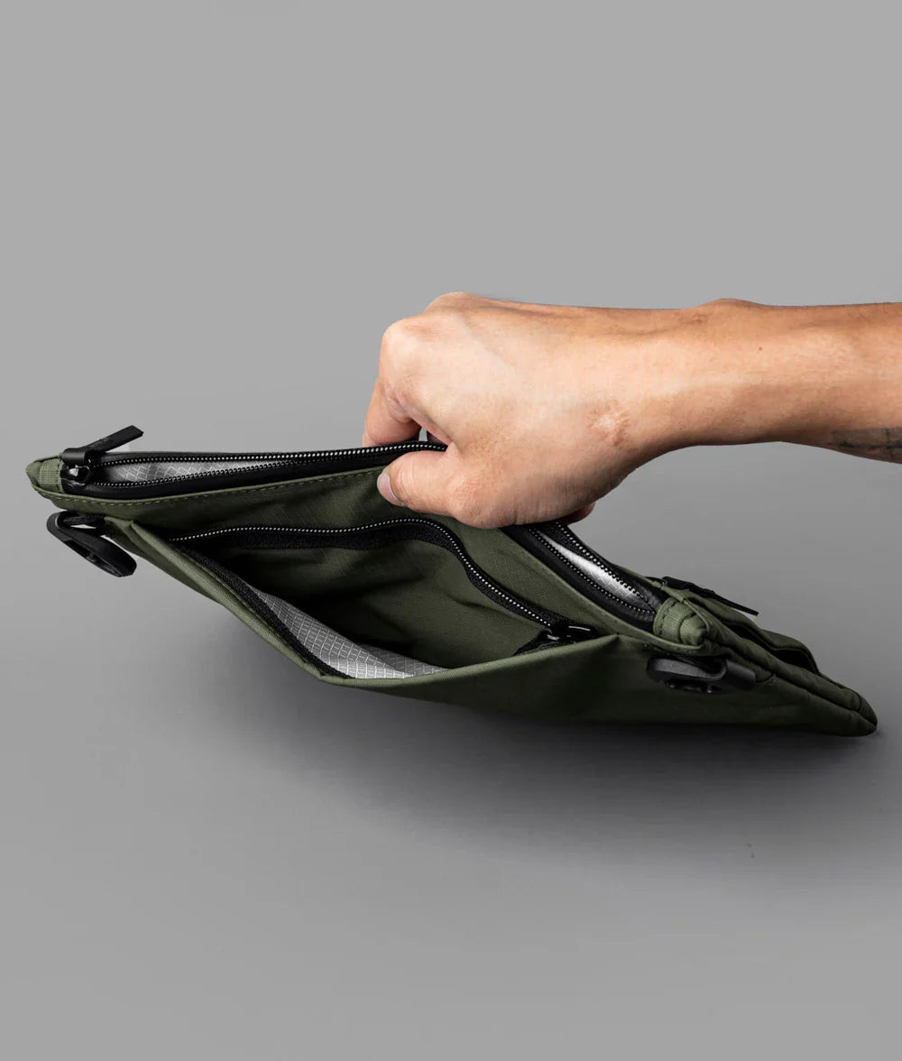 Alpaka Zip Pouch Max V2 側背包