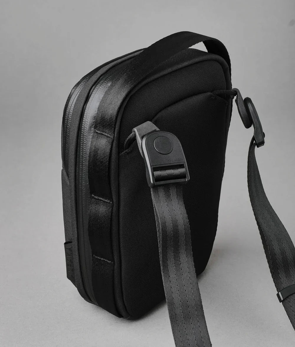 Alpaka Metro Sling V2 側背包