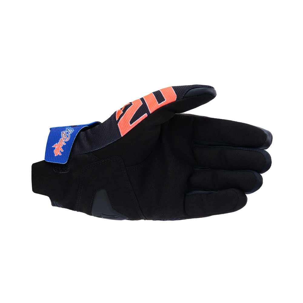 Alpinestars FQ20 REEF V2 MONSTER GLOVES 機車手套商品照片，提供黑紅螢光藍灰等配色，呈現手套版型、防護部件與縫製細節，方便顧客選購前比對外觀與剪裁樣式。