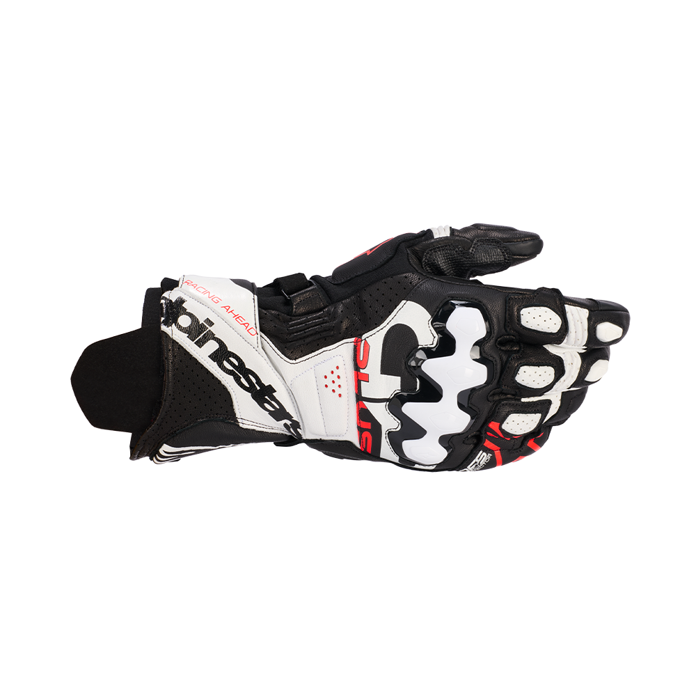 Alpinestars GP PLUS R V3 LEATHER GLOVES 機車手套商品照片，提供黑白、黑白紅、黑白亮紅、亮紅 螢光紅 黑、螢光黃等配色，呈現手套版型、防護部件與縫製細節，方便顧客選購前比對外觀與剪裁樣式。