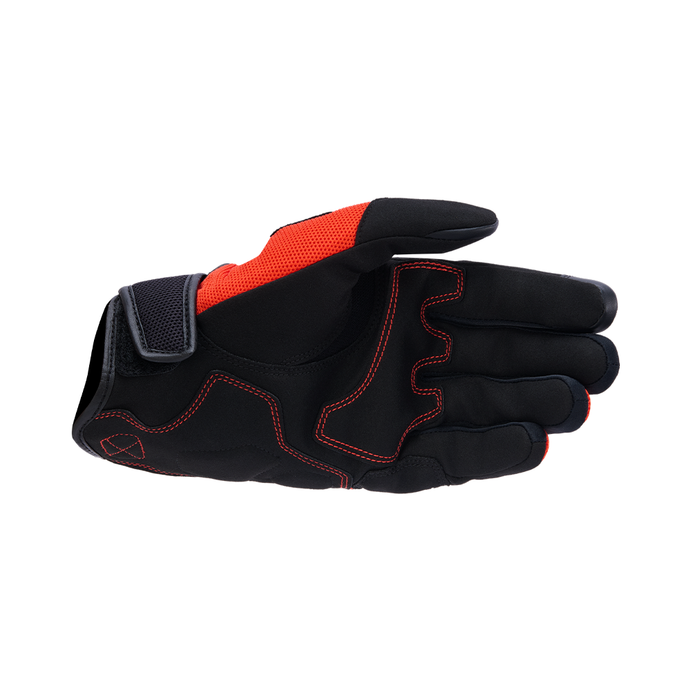 Alpinestars IGNITE GLOVES 機車手套商品照片，提供黑 米白、橘紅 黑、金屬銀 黑、靛藍 黑等配色，呈現手套版型、防護部件與縫製細節，方便顧客選購前比對外觀與剪裁樣式。