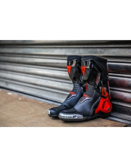 DAINESE TORQUE 3 OUT BOOTS 長筒車靴 頂級外靴 Black/Fluo-Red #黑紅